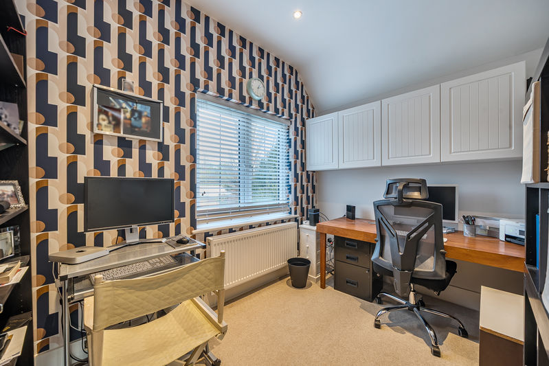 Bedroom- click for photo gallery